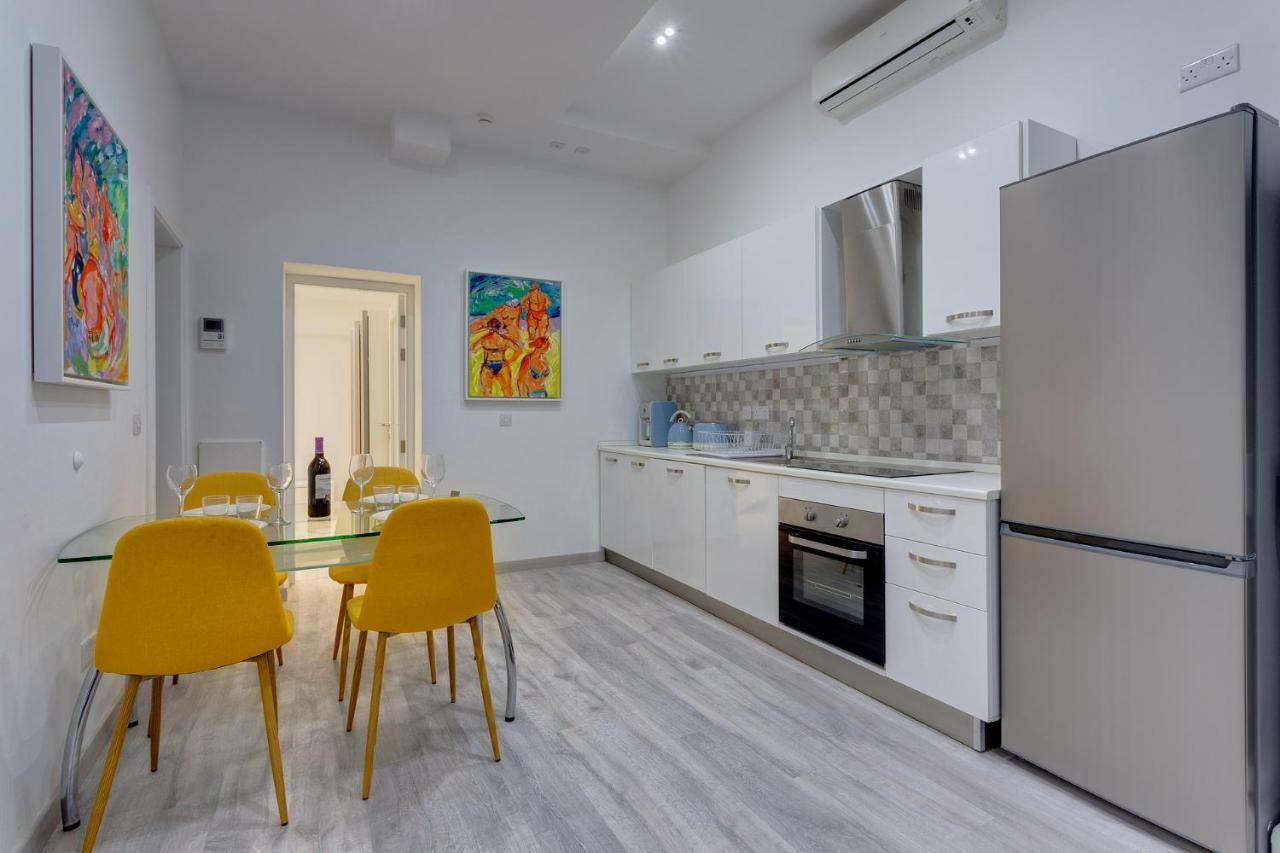 Stylish 3Br Apartment, Fantastic Location In Sliema Eksteriør bilde